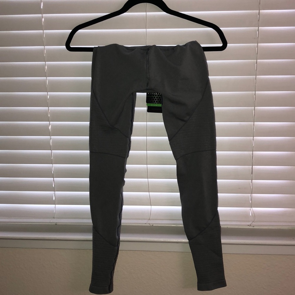 seamless never worn alphalete leggings
